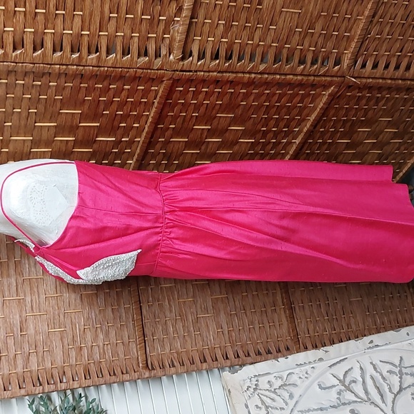 Vintage two piece suit dress Raspberry Pink, Peplum Jacket, Embroidered 1950's - Picture 5 of 16